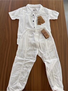 100% Organic Cotton set from Cotton Natural in White. Size 2. NWT.